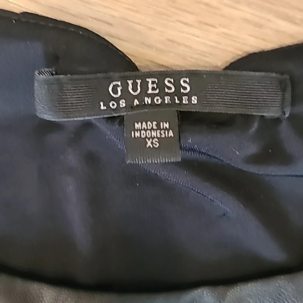 EUC, Guess Faux Leather Ruched Bodycon Dress, Xs. Black - Picture 8 of 9